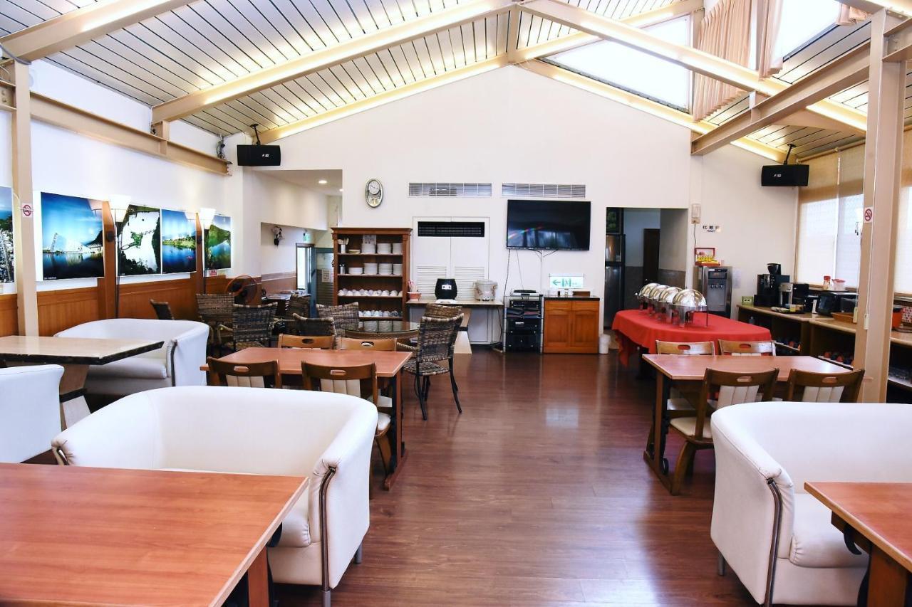 England Business Motel Yilan Kültér fotó